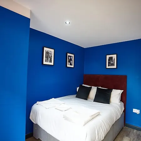 Lennon Suite 4 Bedrooms, 4 Bathrooms Liverpool Esterno foto
