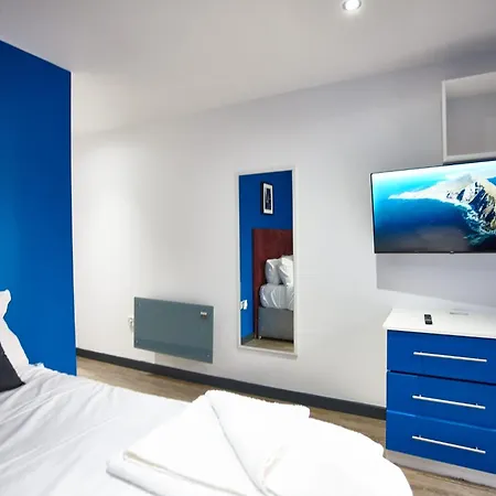 Lennon Suite 4 Bedrooms, 4 Bathrooms Liverpool Esterno foto