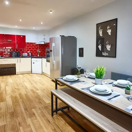 Lennon Suite 4 Bedrooms, 4 Bathrooms Liverpool Esterno foto