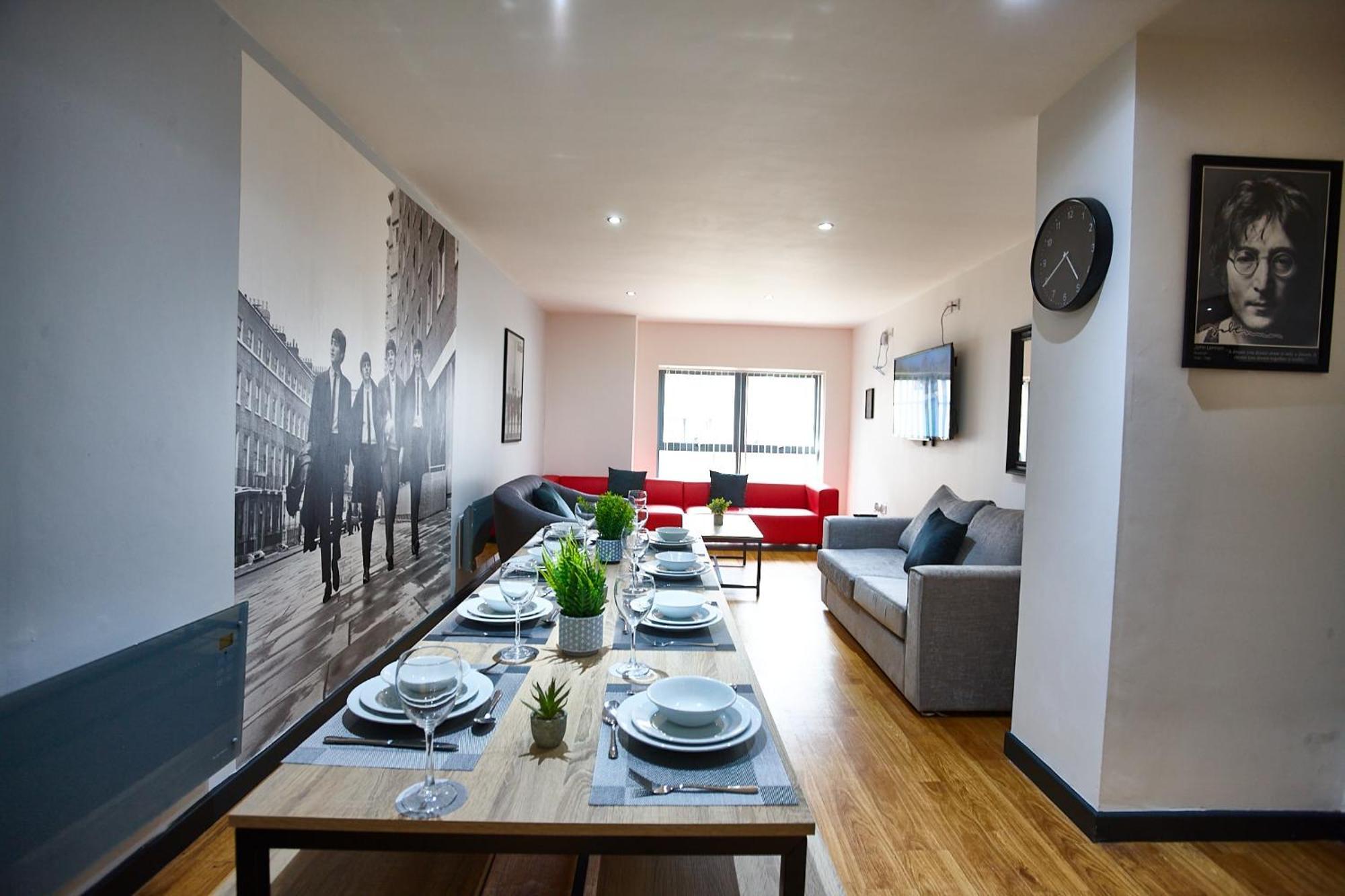 Lennon 4 Bedrooms, 4 Bathrooms *
