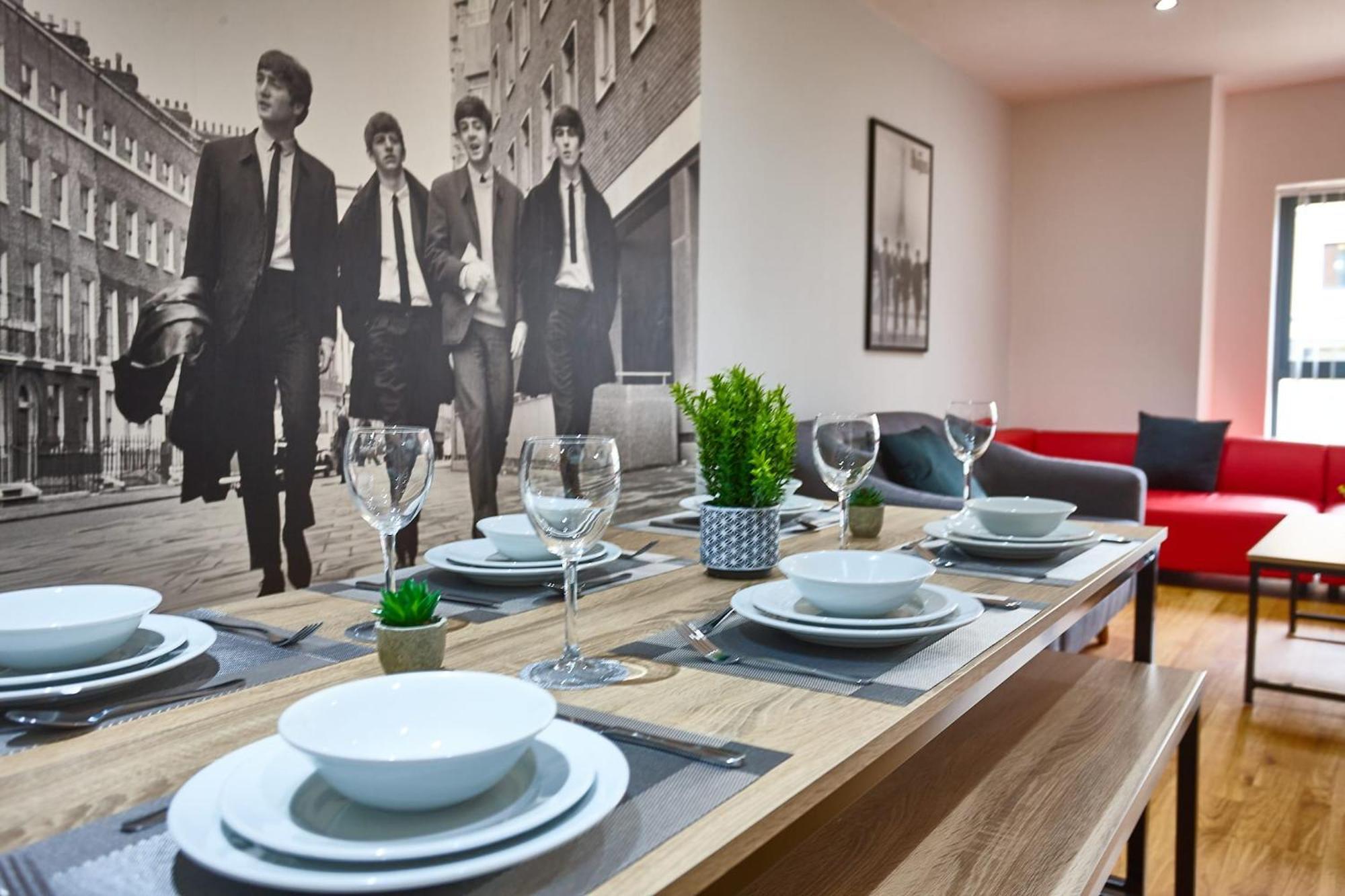 Lennon 4 Bedrooms, 4 Bathrooms